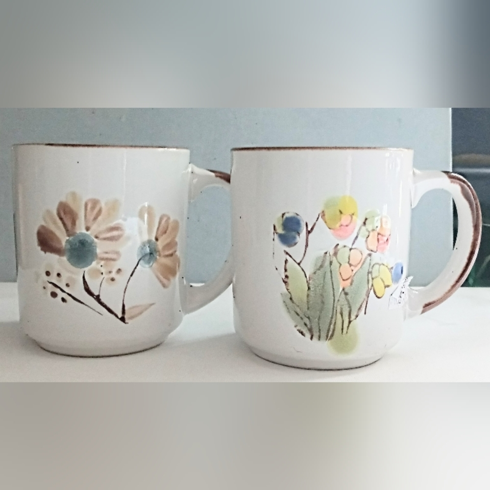 Vintage Sunny wear Korea coffee cups